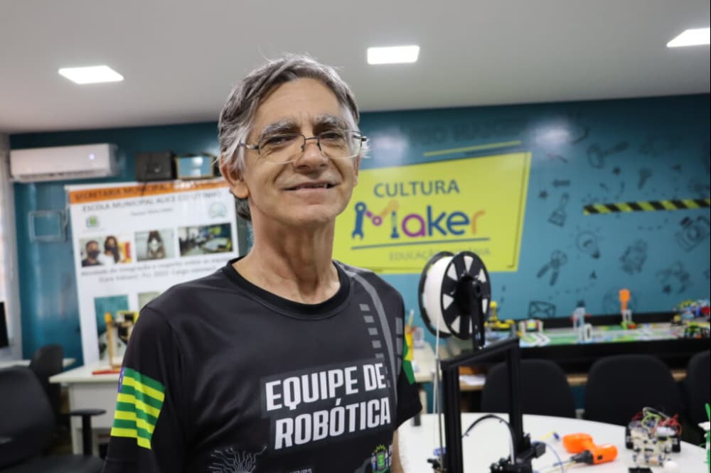 Laboratório Maker estimula alunos para robótica com impressão 3D, em Goiânia