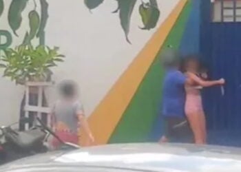 Vídeo: estudante é esfaqueada durante briga na porta de escola, em Caldas Novas 