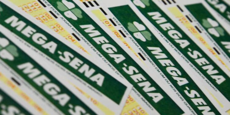 Três apostas de Goiás ganham mais de R$ 30 mil ao acertarem quina da Mega-Sena