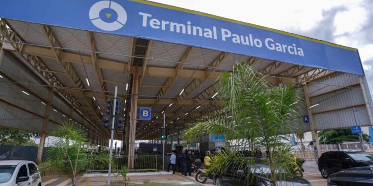 Novo terminal em Goiânia inicia operação com 19 linhas de ônibus