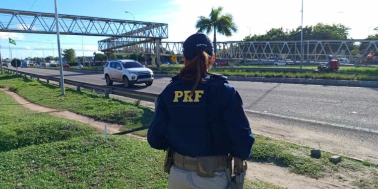 PRF reforça fiscalização nas rodovias federais em Goiás no feriado da Semana Santa