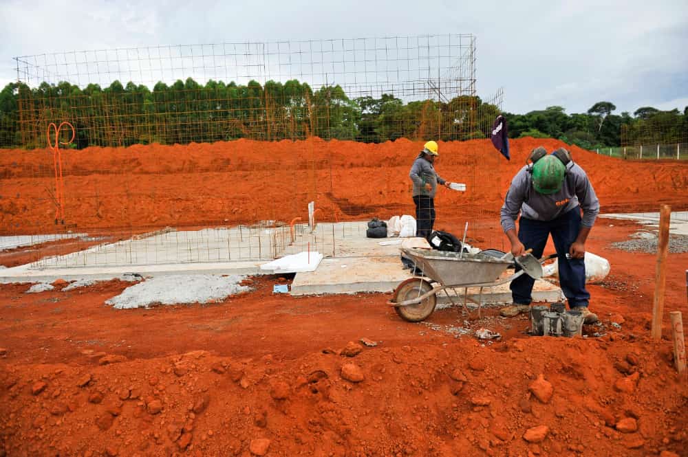 Construção de casas a custo zero em Goiás