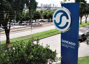 Saneago abre processo seletivo com salários de R$ 9 mil; veja como participar