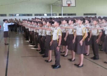 Governo Lula encerra programa de escolas cívico-militares criado por Bolsonaro