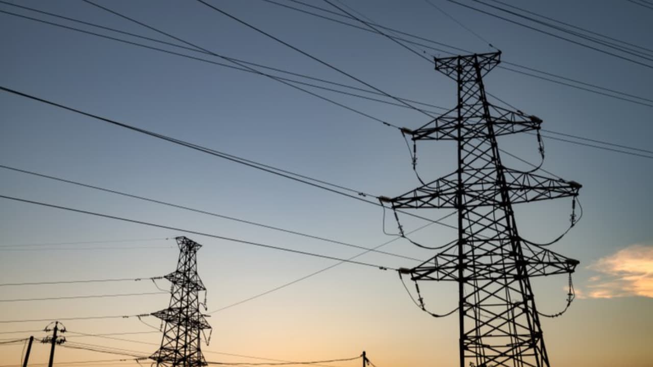 "Extremamente raro e sem relação com segurança energética", diz ministro sobre apagão nacional