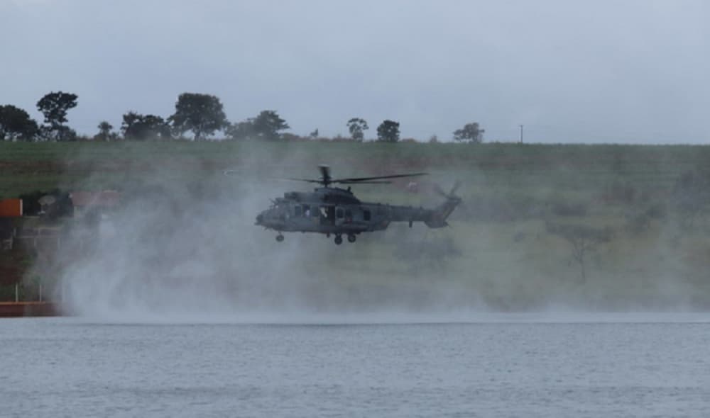 queda de helicóptero da Marinha