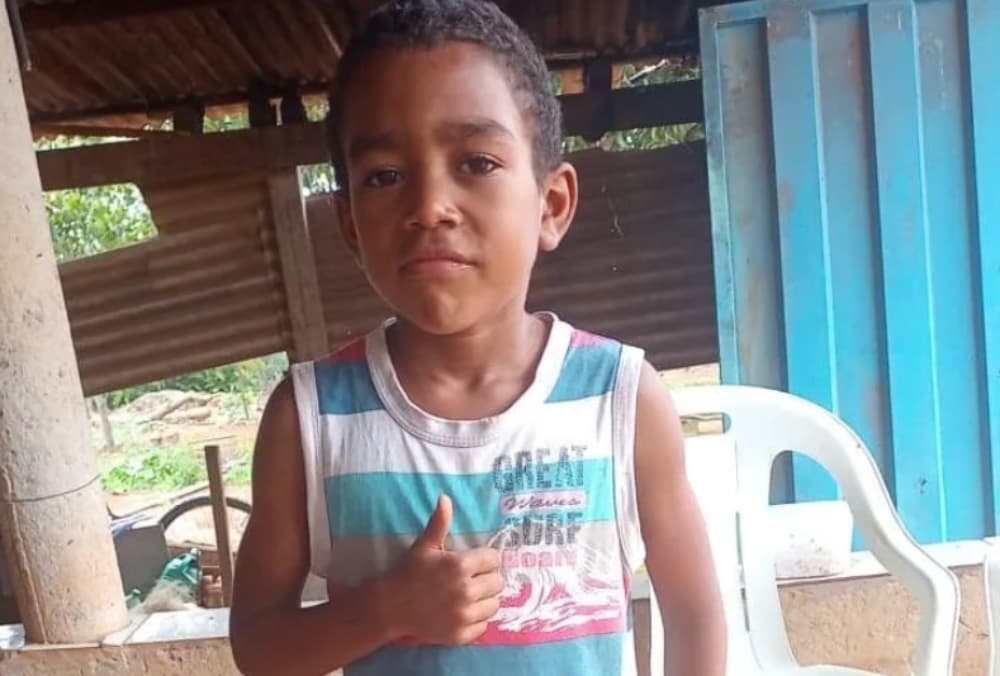 menino atropelado por trem em Goiás