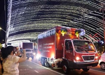 Caravana de Natal da Coca-Cola passa por 12 cidades em Goiás; veja roteiro