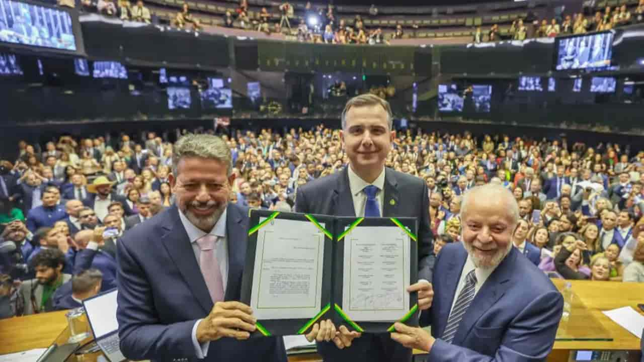 Congresso Promulga Reforma Tributária Após Mais De 30 Anos De Discussão ...