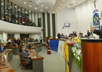 Amélio Cayres apresenta avanços à frente da Assembleia Legislativa do Tocantins