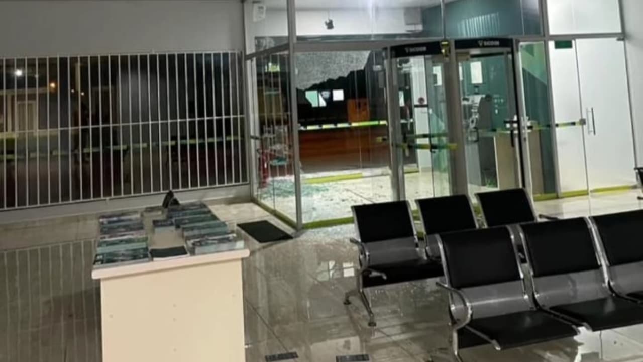 Bandidos assaltam agência bancária de Barrolândia, interior do Tocantins. Foto: Divulgação 