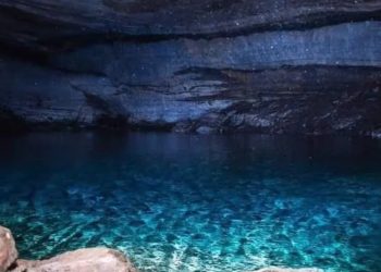 Caverna dos Ecos, em Goiás, abriga maior lago subterrâneo da América Latina