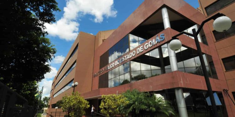 Ministério Público de Goiás divulga concurso com salários de mais de R$ 10 mil