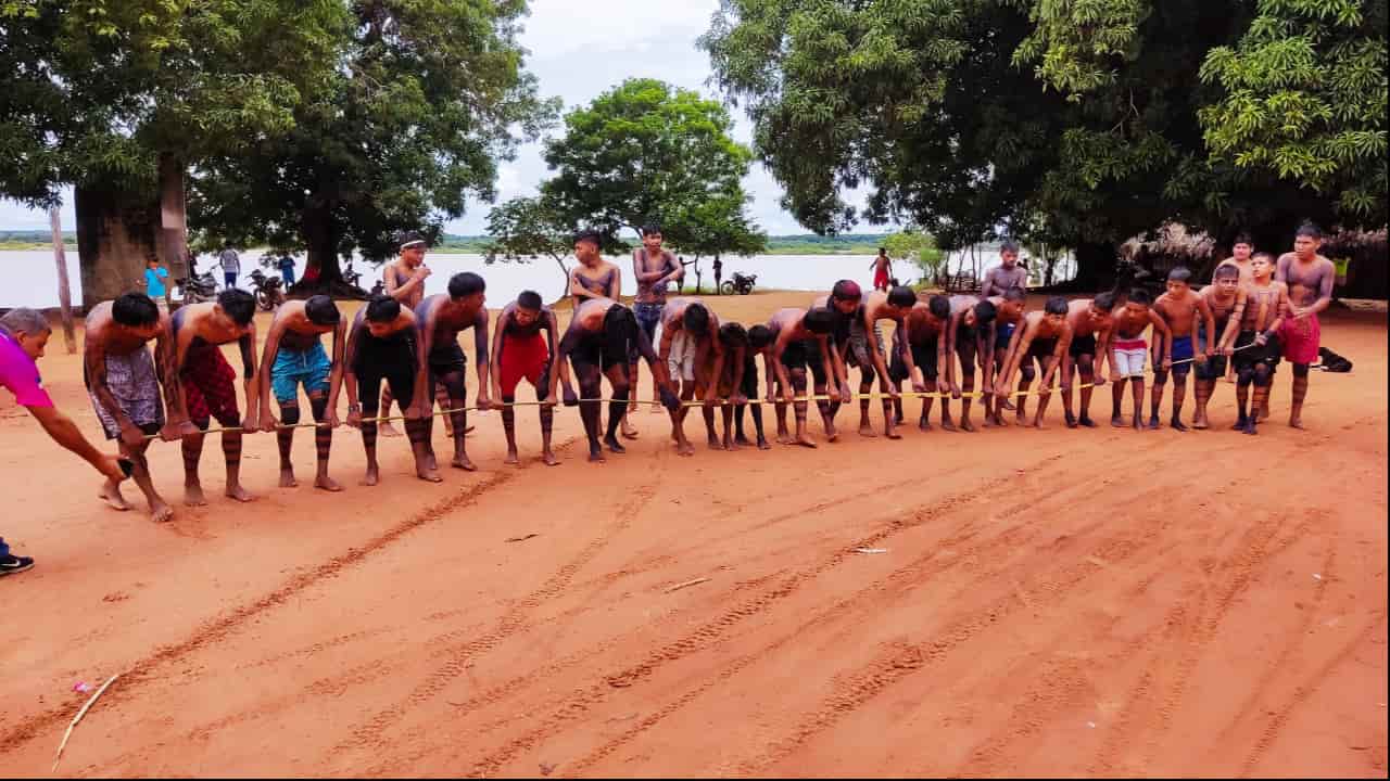Indígenas Karajá da Ilha do bananal no Tocantins celebram o Hetohoky neste mês de março