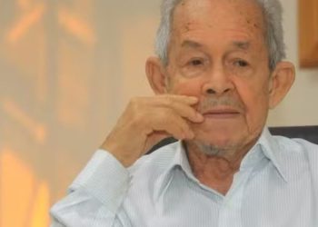 Jornalista e escritor Hélio Rocha morre aos 83 anos, em Goiânia