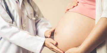 Ministério da Saúde amplia uso de teste para HTLV em gestantes no pré-natal