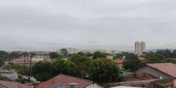 Cidades goianas estão sob alerta de chuvas intensas nesta quarta (17); veja previsão