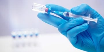 Goiânia e Aparecida ampliam vacinação contra dengue para pessoas entre 4 e 59 anos