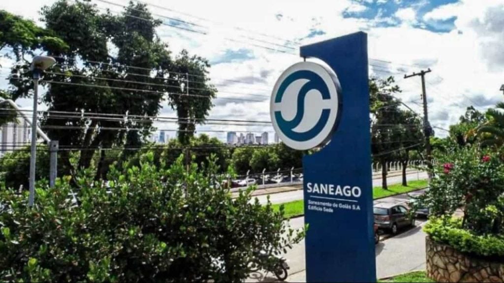 Saneago abre processo seletivo para 125 vagas; salários de até R$ 12,7 mil