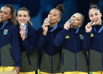 Equipe brasileira conquista bronze inédito na ginástica artística nos Jogos de Paris