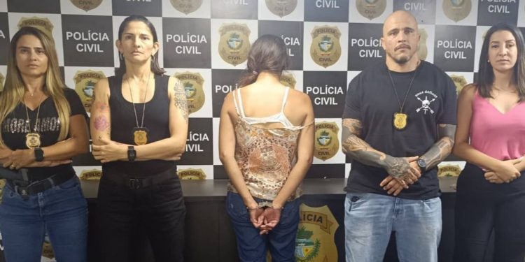 Mãe é presa após confessar ter matado filho de cinco meses, em Luziânia