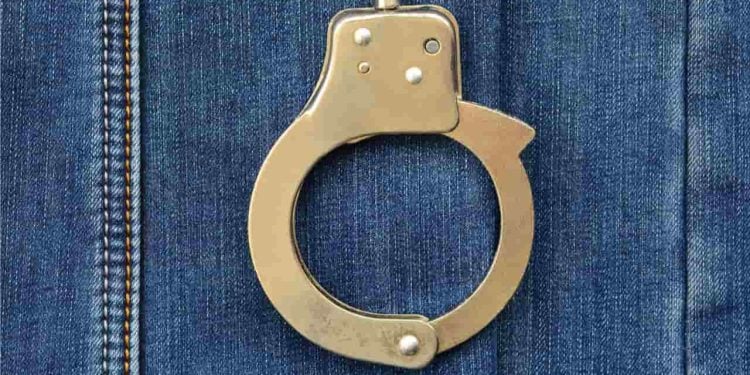 Fisiculturista acusado de matar mulher muda versão e alega ter empurrado a vítima