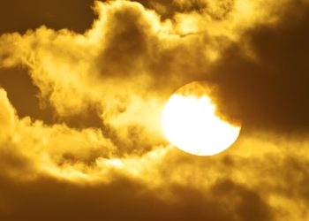 Goiânia pode bater recorde de calor no domingo com temperatura de 39ºC