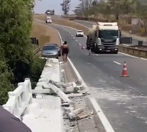 motorista morre após caminhão cair de ponte