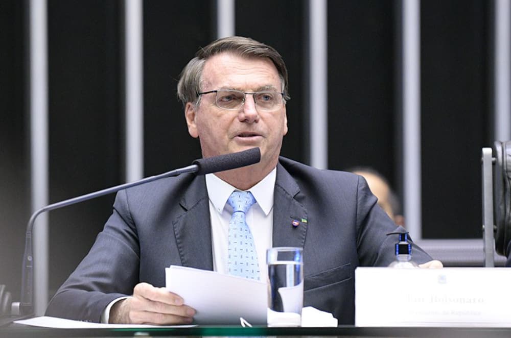 Bolsonaro critica Caiado