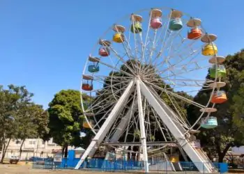 Confira o funcionamento de shoppings e espaços de lazer no feriado de Finados