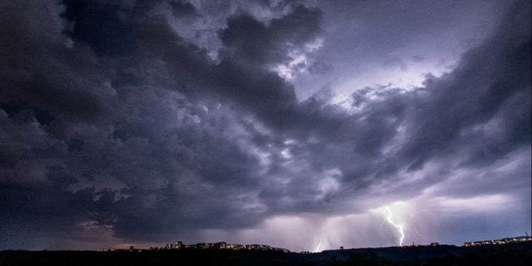 Goiás tem alerta de fortes chuvas e previsão de nova frente fria, aponta Cimehgo