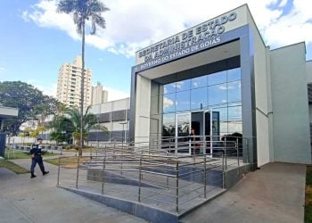 Governo de Goiás abre inscrições para estagiários com bolsa de R$ 1 mil; veja