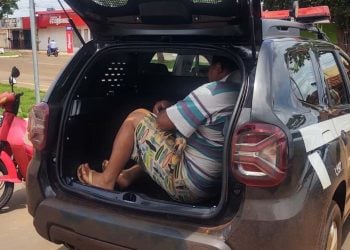 Homem é preso suspeito de se passar por líder religioso e abusar de fiéis, em Goiás