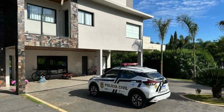 Polícia prende grupo suspeito de fraudes em financiamentos imobiliários, em Goiânia