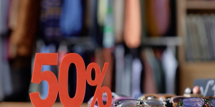 Veja as dicas do Procon para aproveitar descontos da Black Friday sem cair em golpes