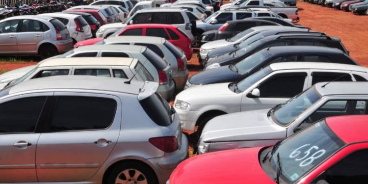 Detran-GO leiloa 2,2 mil veículos nesta semana; veja como participar 