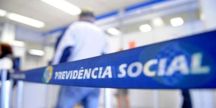 INSS divulga calendário de pagamentos de benefícios de 2025; confira datas