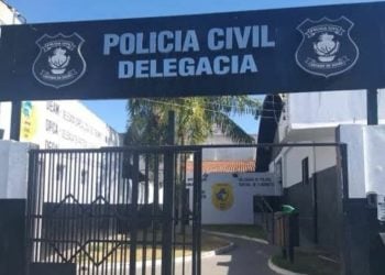 Mulher é presa suspeita de omissão em caso de estupro da filha, em Goiás