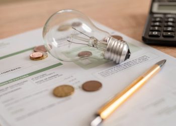 Dezembro tem bandeira tarifária verde e conta de luz fica mais barata