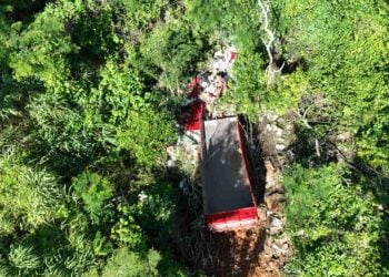 Três pessoas são multadas em R$ 40,5 mil após vazamento de agrotóxicos no Rio Vermelho