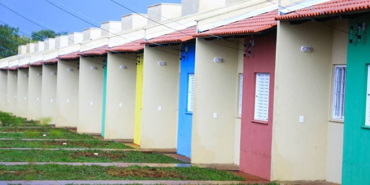 Inscrições abertas para casas gratuitas em 15 cidades goianas; veja como fazer