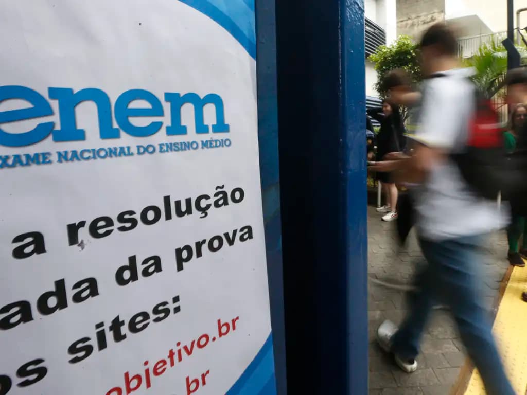 Estudantes no segundo dia de provas do Enem