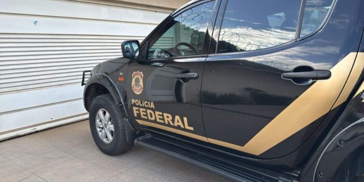 Polícia Federal desarticula grupo suspeito de fraudar o programa Farmácia Popular