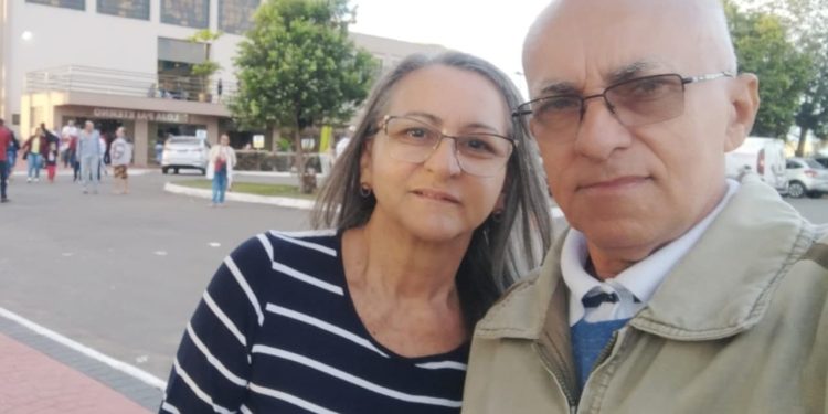 Saiba quem é a funcionária morta por ex dentro de supermercado em Goiânia