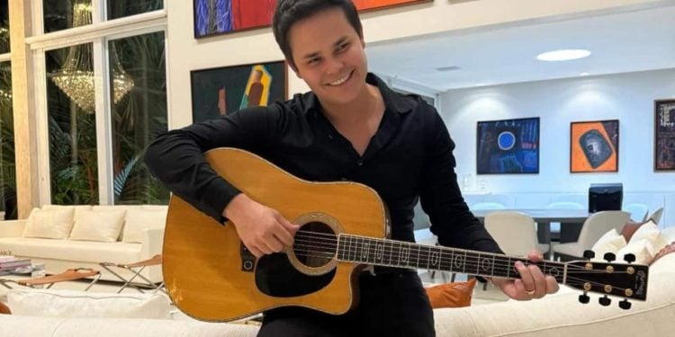Cantor Matheus perde mais de R$ 700 mil após ter celular furtado em São Paulo
