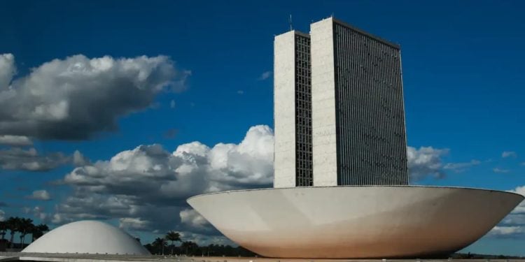 Aumento no número de deputados federais: veja como votaram os deputados de Goiás