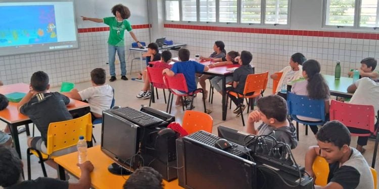 Inscrições abertas para mais de 900 vagas para curso gratuito de robótica em Goiás