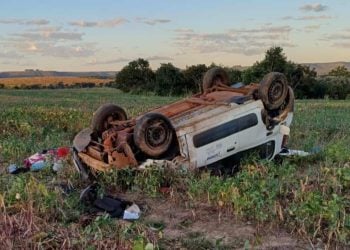 Mulher morre e 6 familiares ficam feridos em acidente na BR-158 quando iam para velório