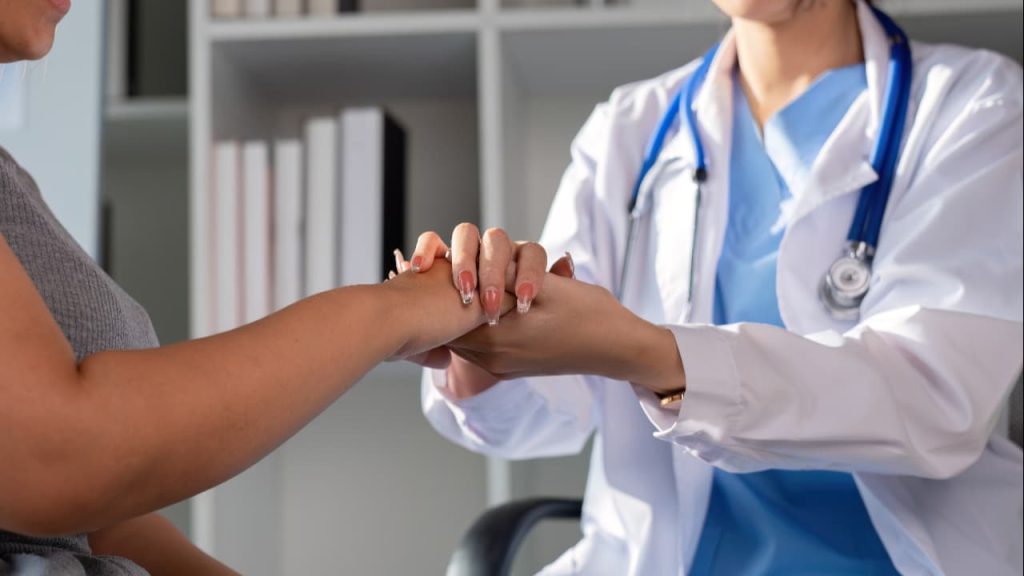 Programa 'Mais Médicos' abre inscrições para 76 vagas em Goiás