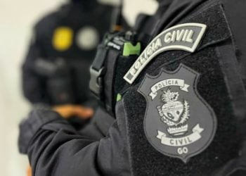 Seis pessoas são presas por envolvimento em extorsão que levou vítima ao suicídio em Goiânia